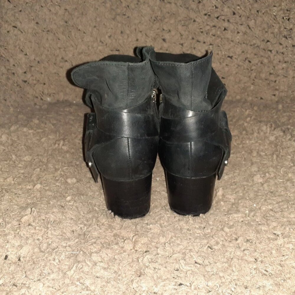 UGG-Elysian 1095792-Black Leather Ankle Boots-Side Zip-SZ 6.5-Excellent - Picture 5 of 7